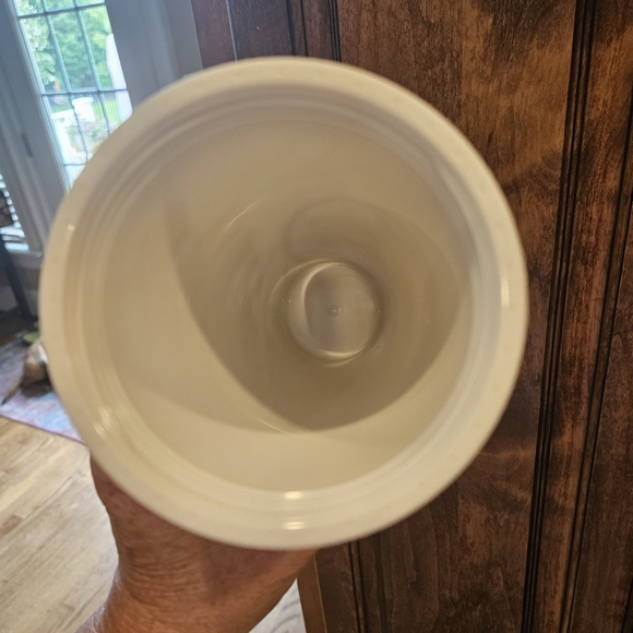 Starbucks 2023 Manuela Guillen Collection with straw cover - Picture 9 of 11